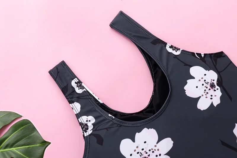 one-piece-swimsut-2579-7