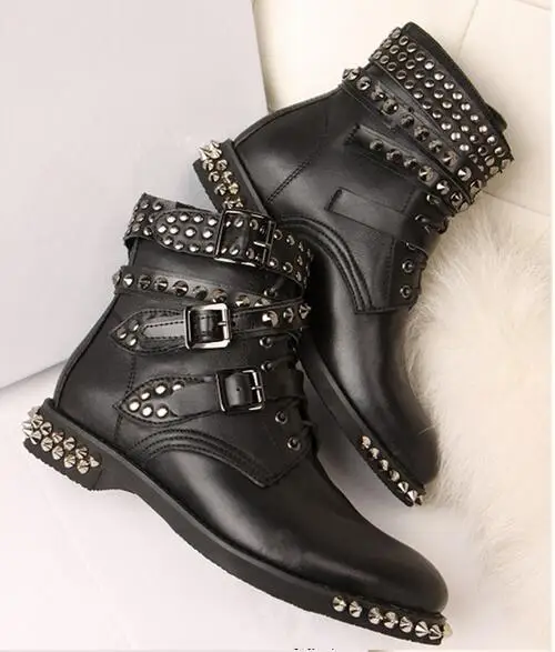 boots homme noir clouté