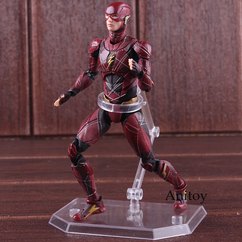 mafex flash