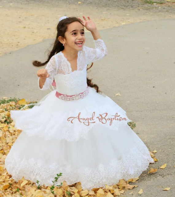 Modest V-neck sheer lace long sleeves flower girl dresses the first communion tiered ball gowns white wedding birthday frocks white v neck lace up long sleeves irregular hem sweater