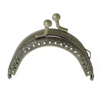 

DoreenBeads Metal Frame Kiss Clasp Arch For Purse Bag Antique Bronze 7.6cm x 5.9cm(Can Open Size:11.3cm x 7.6cm),3PCs