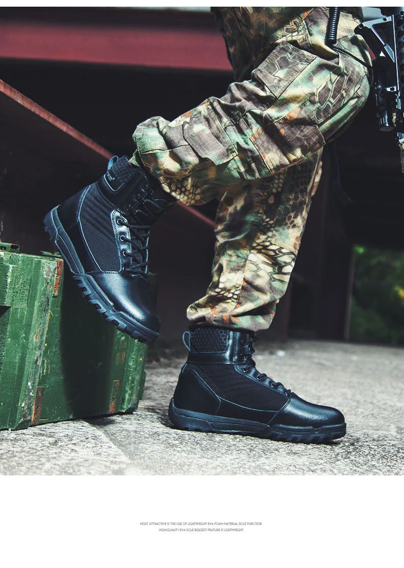 Combat boots (8)