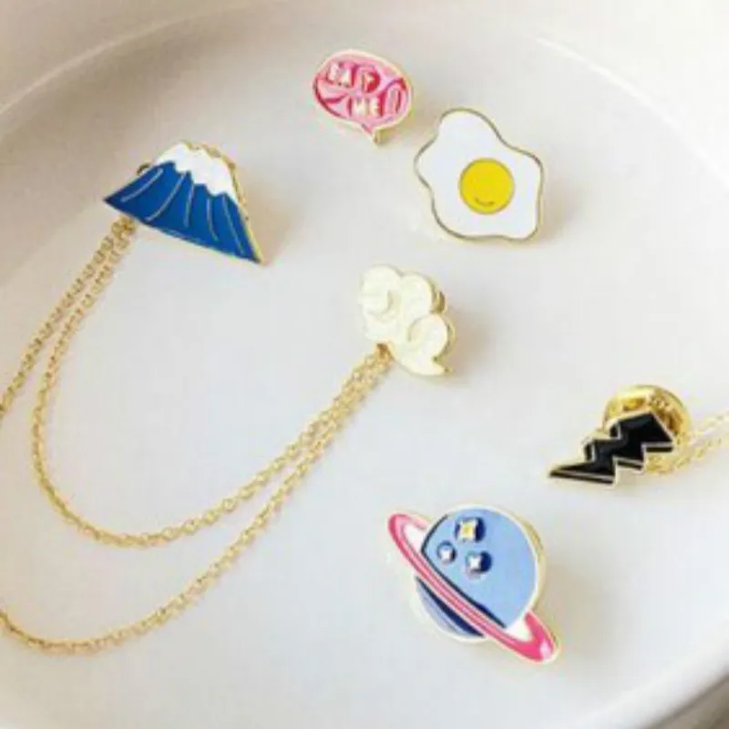 

Korean version of the jewelry pins lively and lovely Fuji Mountain Star Omelette Lucky Cat Clouds Needle Brooch Fashion Brooch