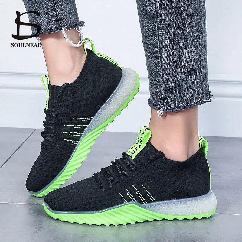 

Women Running Shoes Flying Weave Breathable Casual Shoes Outdoor Street Snap Fashion Trend Sneakers Lace-Up Female Sports Shoes