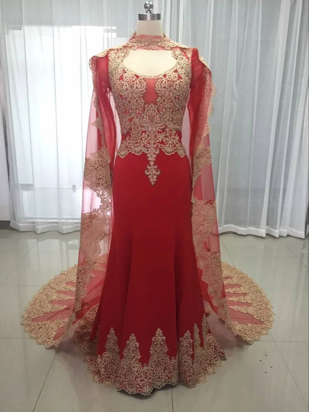 Зеленый Русалка вечерние платья с мысом 2019 Kafatan Lace Robe de Soiree Muslim Gold Embroidery вечернее