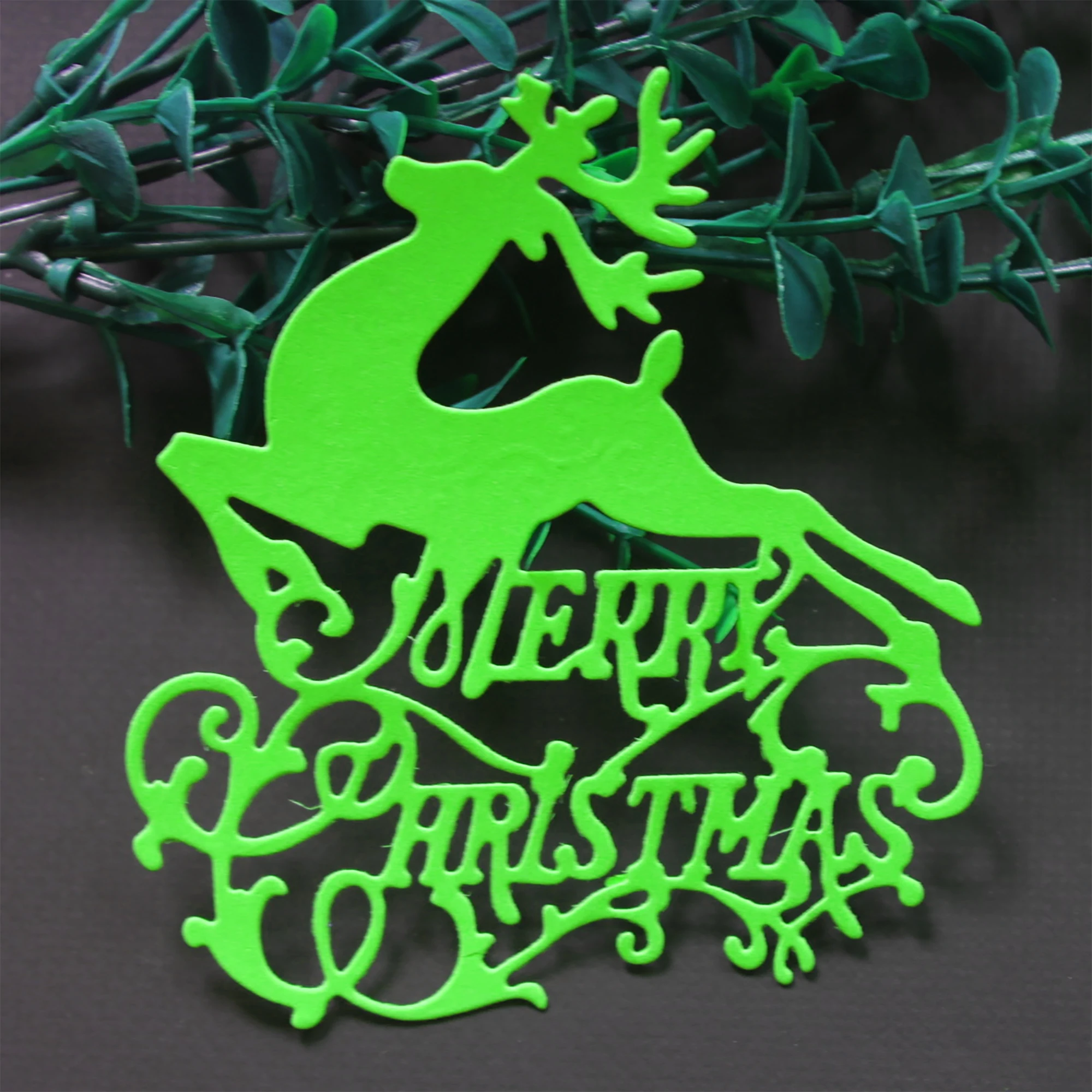

Elk Metal Cutting Dies DIY Merry Christmas Gifts Metal Stencil For Scrapbooking Decorative Craft Embossing Paper Card