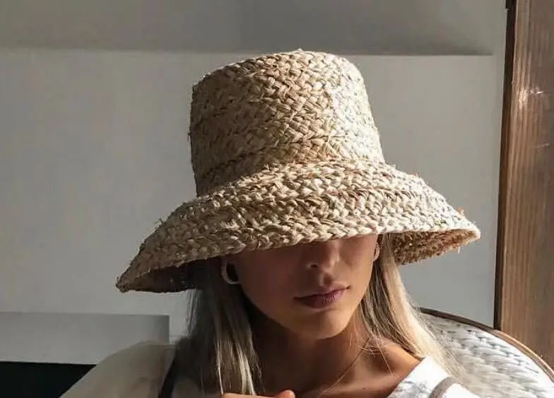 

01904-HH7330 Handmade raffia weaving Hepburn style Lampshade shape lady flat bucket hat Outdoor women holiday beach cap