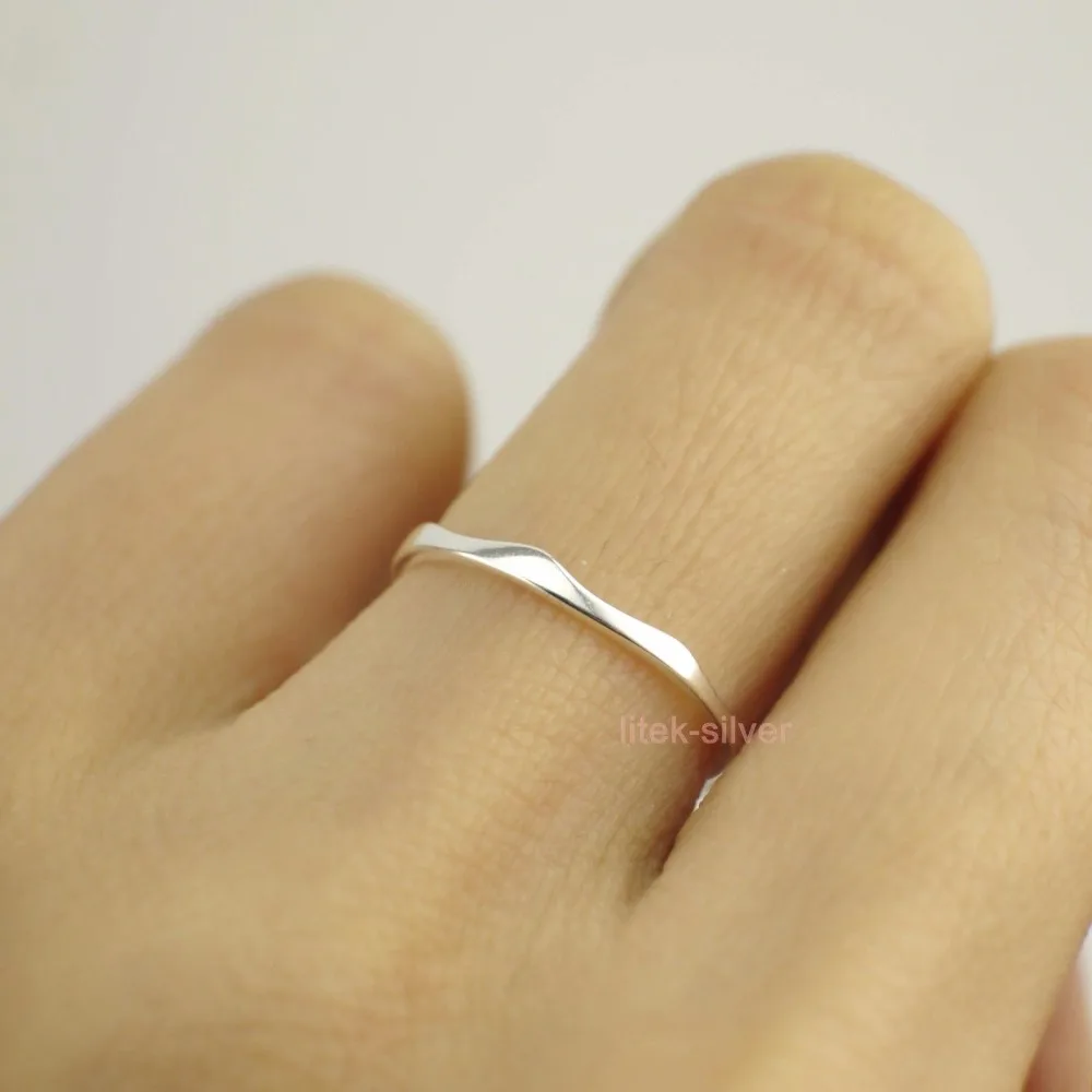 

Wholesale 925 Sterling Silver Little Small Thin Wavy Knuckle Midi Mid Finger Pinkie Ring Size 2.5~10.75 A3388
