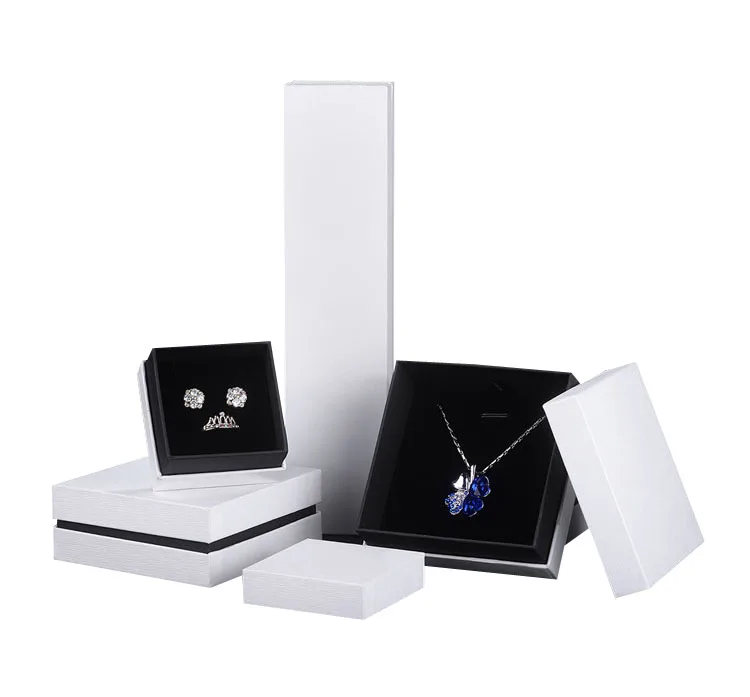 

High Quality Ring Box White Earring Packaging 6*6*3.7cm Customized Logo Available 30pcs/lot Jewellery Organizer boxes