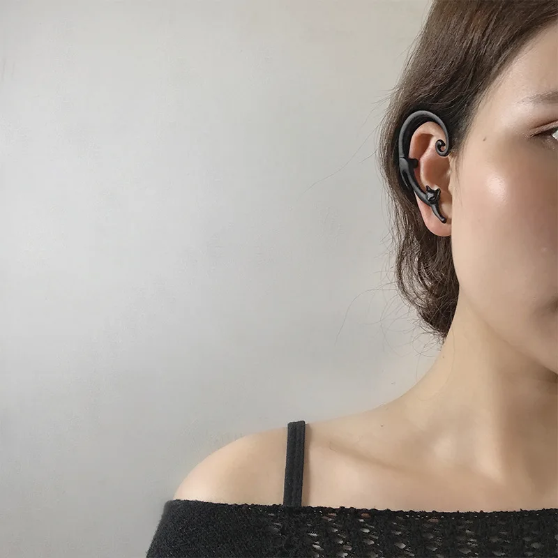 

Cat Earrings Metal Earrings Animal Zinc Alloy Korean Cute Funny Big Studs Black Gold Silver Jewelry Minimalist Simple for Women