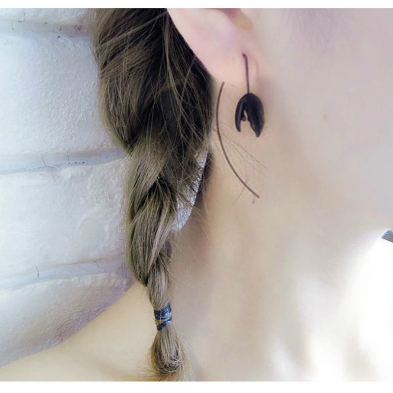 

Korean Black Bud Long Earrings Fashion Jewelry Personality Female Earrings Exaggerated Earrings Flowers Earrings For Women