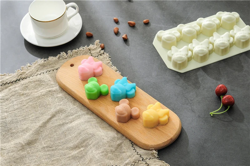 Cartoon Silicone Cake Mold Dessert Baking Tools Non-stick Cake Mold Jelly&Candy Handmade Soap Mold 3D Cake Decoration   (8)