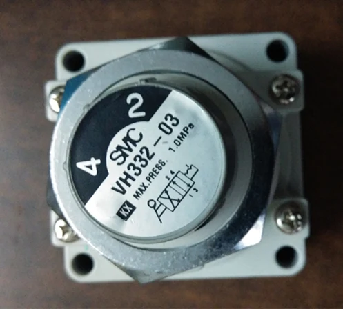 

// VH332-03 new original authentic SMC manual valve -L pole