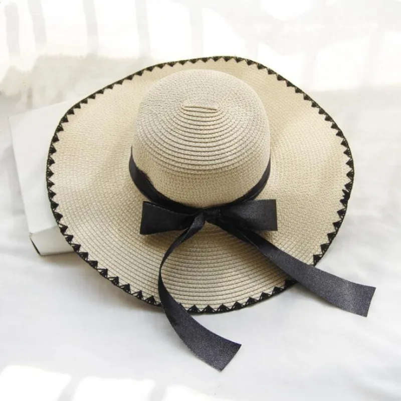2018 летние Шапки для Для женщин Chapeau Femme шляпа от солнца пляжная соломенная шляпа-Панама Большой широкими полями черная лента лук козырек