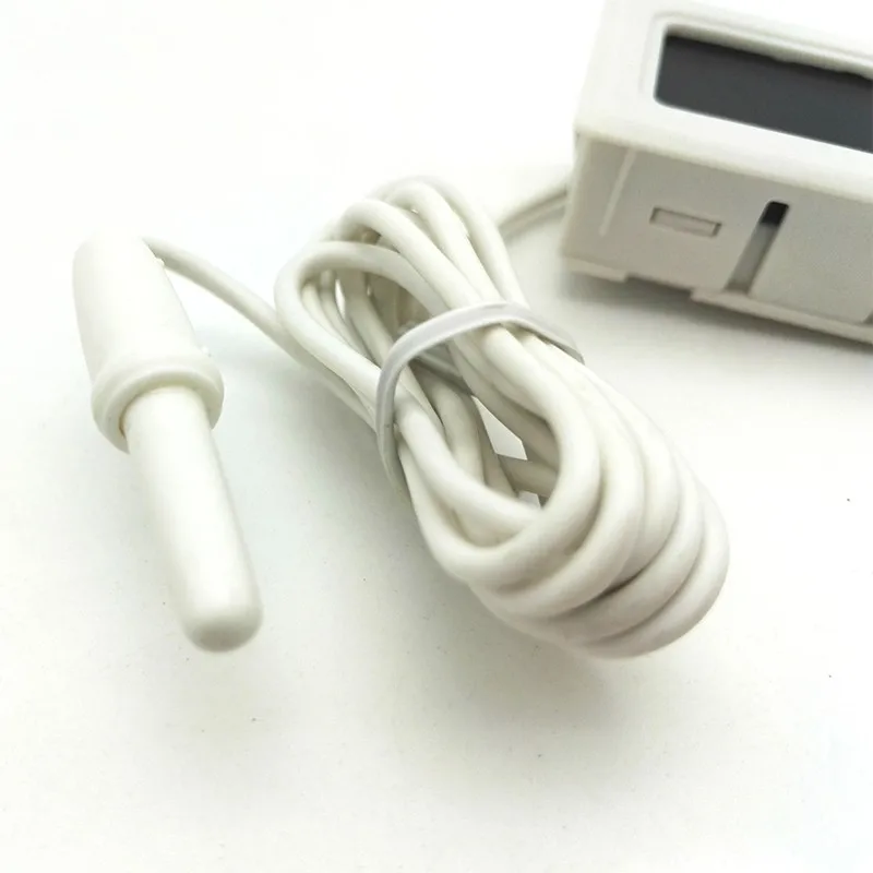 Refrigerator freezer showcase embedded crawler aquarium fish cake cabinet electronic thermometer TPM - 107