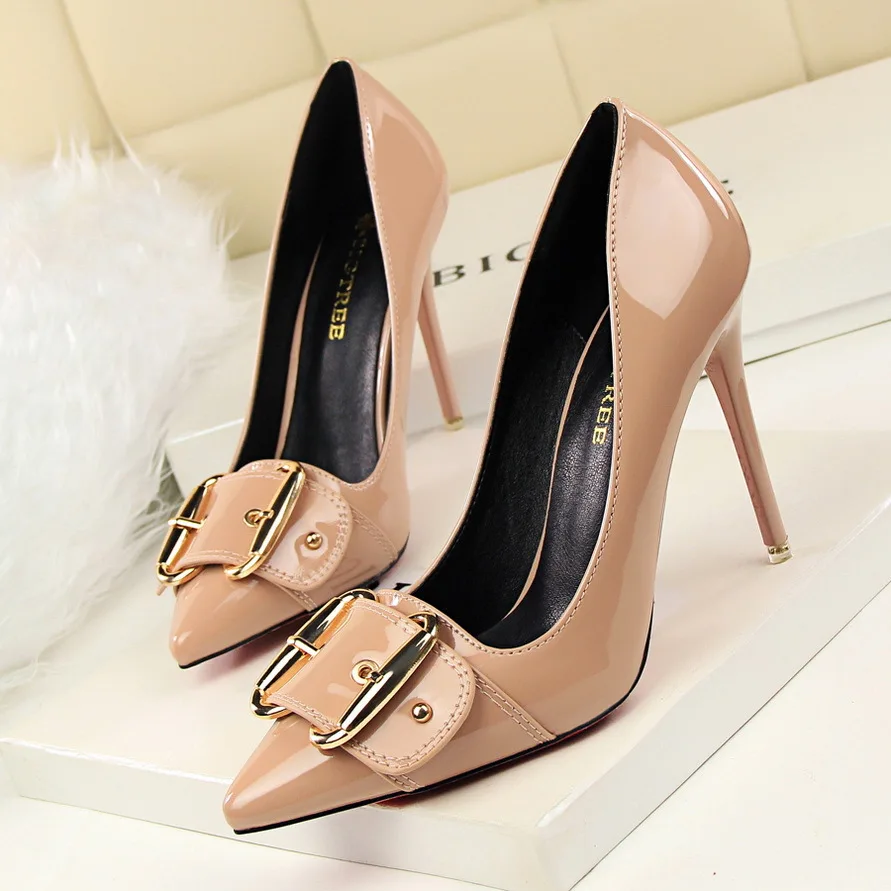 

2017 Autumn New Women Pumps Thin High Heels Shoes Sexy Pointed Patent Leather Metal Belt Buckle Women Heeled Stilettos G2586-18