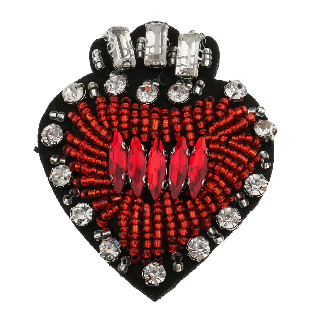 Iron on Sew On Beads Rhinestones Love Heart Patch Handmade Applique for Garment Bag Hat Decoration DIY Clothes Sewing Supply