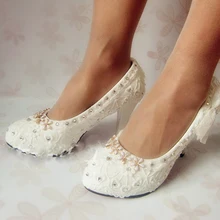 Neue Stil Weiße High Heel Strass Hochzeit Schuhe Brautjungfer Schuhe Schönes Design Brautschuhe Frühling Bankett Partei Pumpen