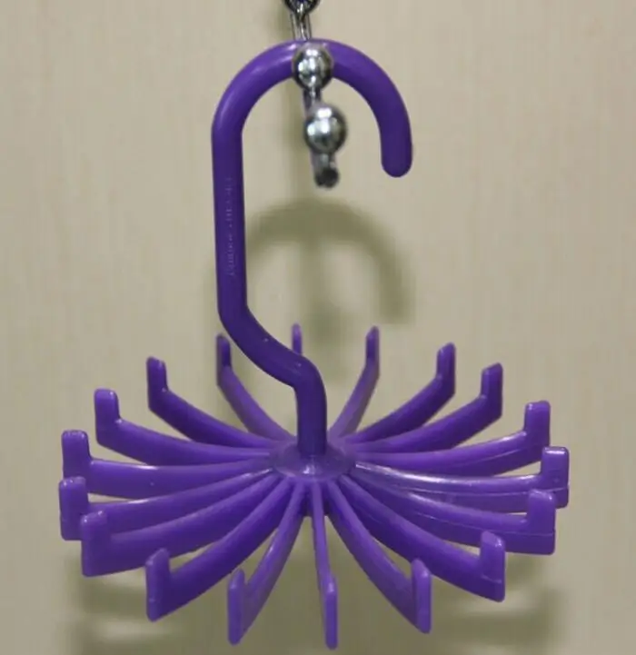 

10pcs Closets 360 Degree Rotate hangers Necktie Scarf bracelet Belt Hanger Hooks Tie Scarf Hanging Organizer Clothing Holder