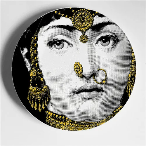 Горячая Красота иллюстрация Fornasetti тарелки настенные подвесные декоративные ремесленные блюда дома/отеля/бара/образца комнаты фон тарелка - Цвет: 13