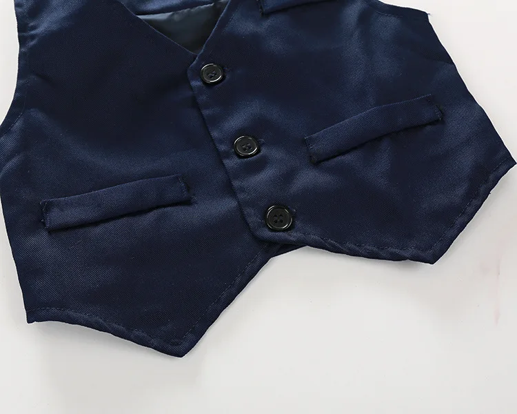 2932350103_2068599042