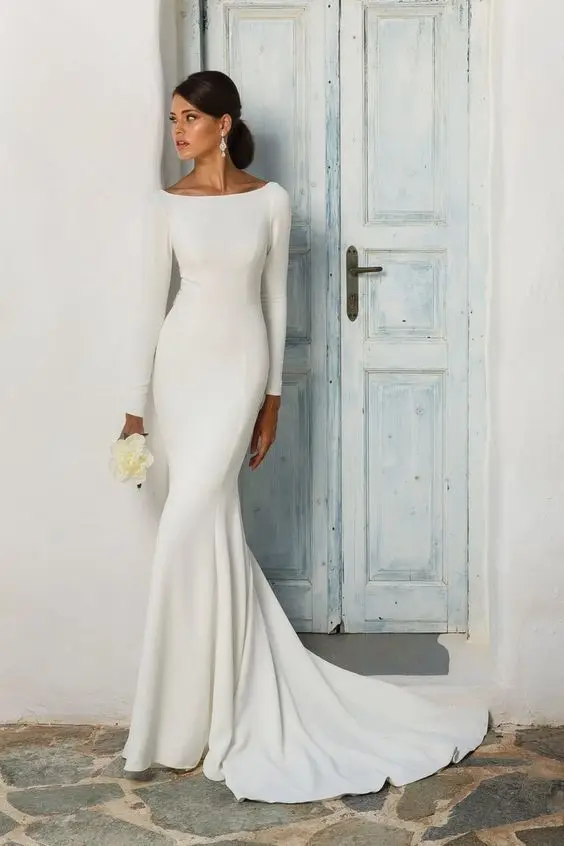 2019 New Simple Crepe Modest Wedding Dresses With Long Sleeves