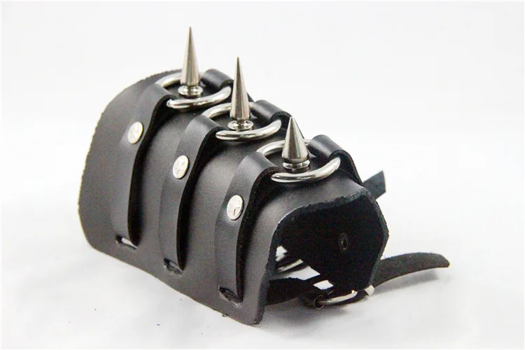High Quality spike bracelet