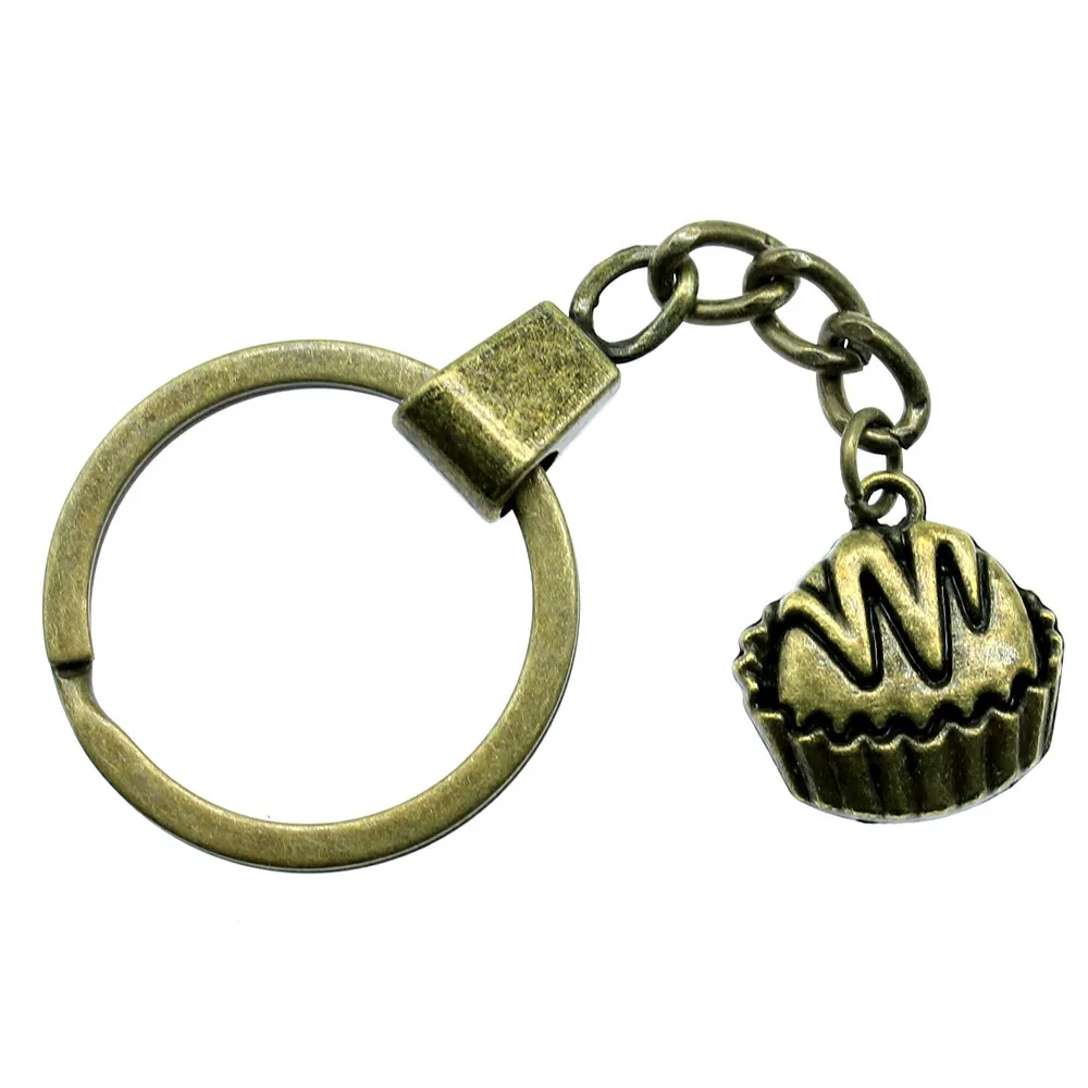

New Vintage Keychain Antique Bronze Color 20x19mm Cupcakes Pendant Key Chain Ring Holder Dropshipping
