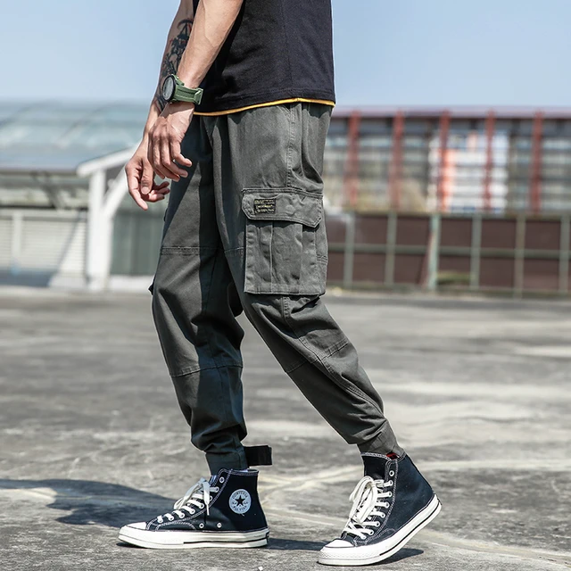 Japanese Style Fashion Men Joggers Pants Loose Fit Big Pocket Cargo Pants Hombre Harem Trousers