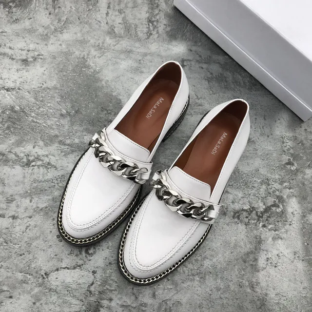 2017-Spring-genuine-Leather-casual-shoes-women-metal-Chain-decor-Flat-heel-round-toe-concise-loafers.jpg_640x640