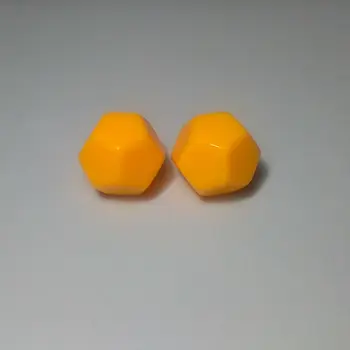 

Free shipping New large size 2pcs D12 Blank Yellow color dice 12-sided can be written by marker pen for Boardgame accessories