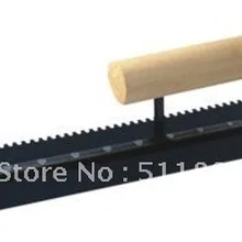 NCCTEC зазубренный скребок 5 мм x 4 мм зубы с деревянной ручкой