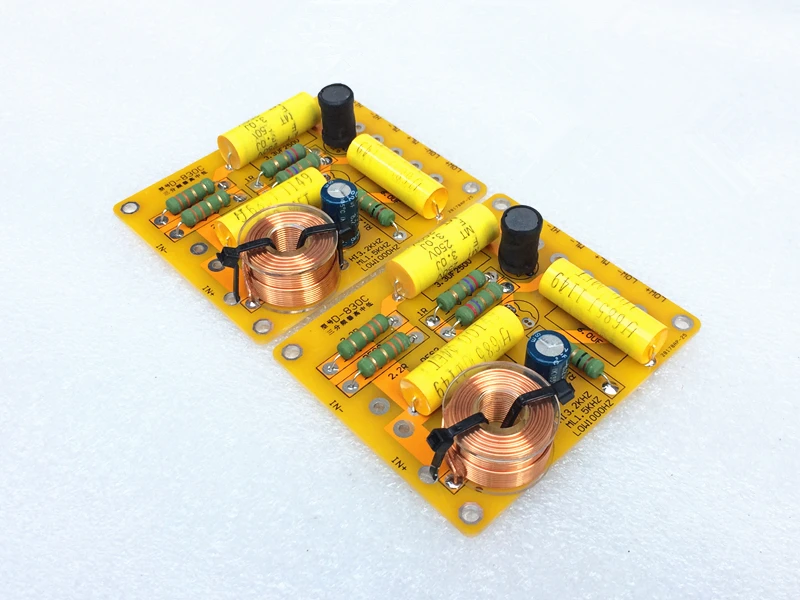 

2pcs New Multi Speaker Audio Frequency Divider 2/3 Way Crossover Filters treble alto bass