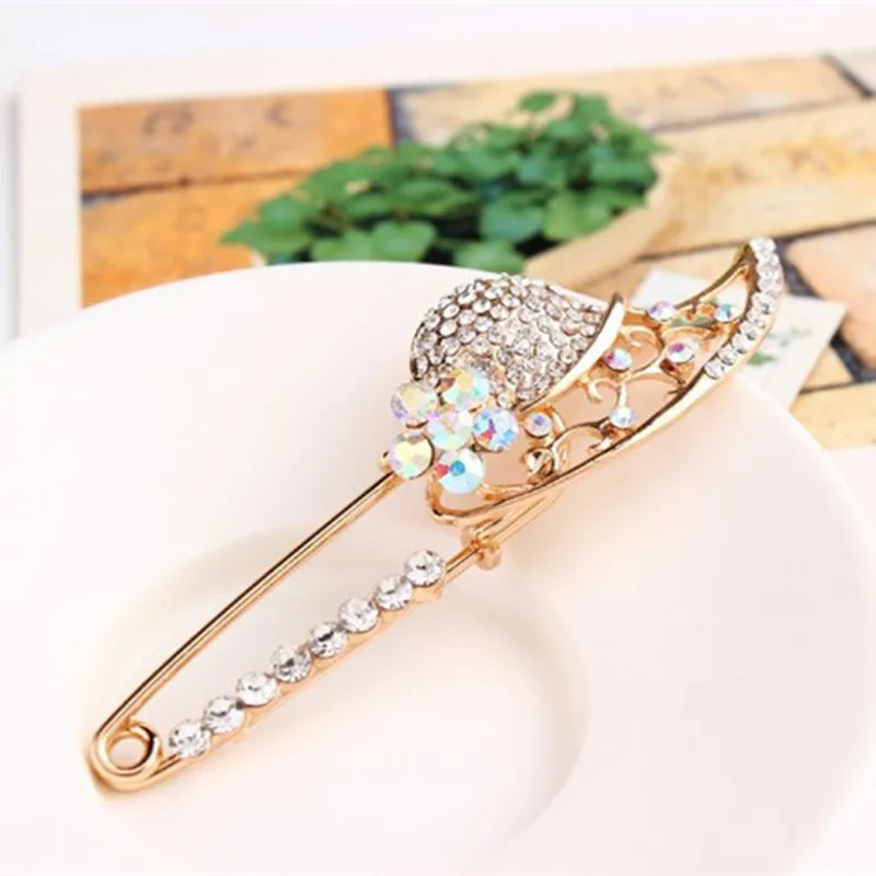 

New High Quality Straw Hat Design Brooches Women Jewelry Crystal Brooch Pin For Wedding Birthday Party Gifts Trinket