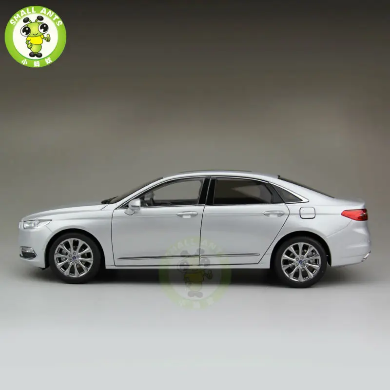 1:18 Ford aurus литая под давлением модель автомобиля для коллекционных подарков хобби серебро