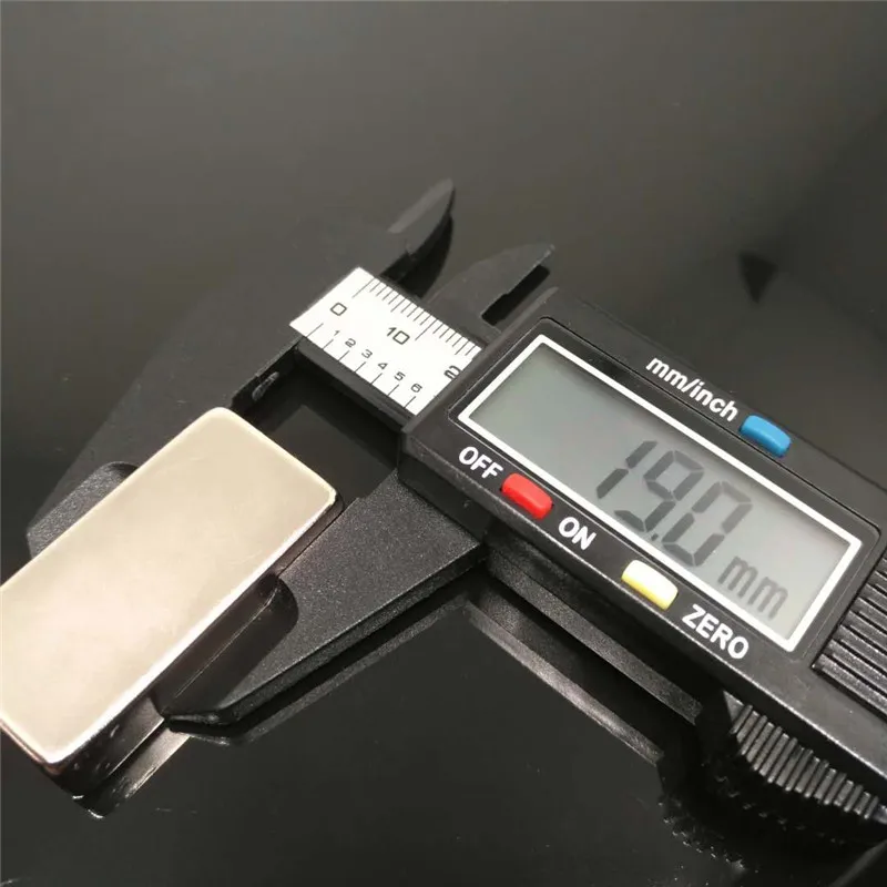 block magnet 03