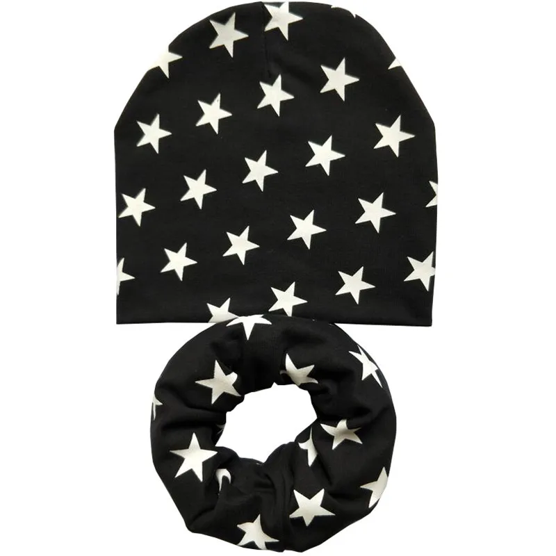 Модные шапки для маленьких мальчиков и девочек, красивый набор шапки и шарфа в горошек с сердечком и звездами для младенцев, комплект из 2 предметов, Детская шляпа детская шапочка для 0-12 лет - Цвет: Black stars