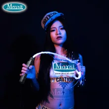 Maykit черный супер космический хлыст Pro светодиодный волоконно-оптический хлыст с 130 шт 6 футов кабель 360 Поворотный для потока кружева танцевальный фестиваль