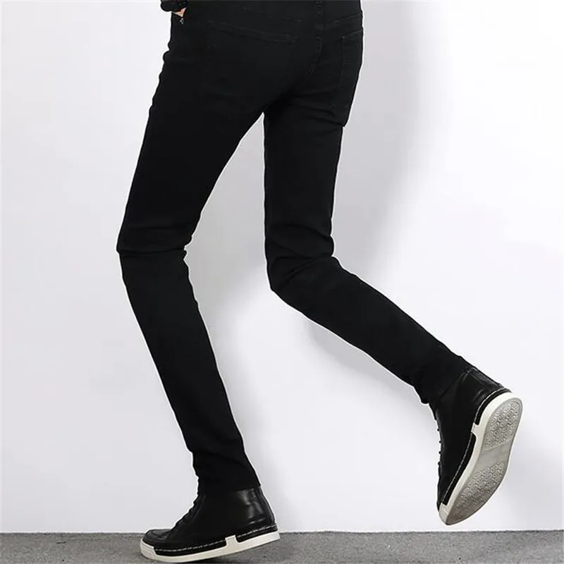 Man jeans new 2018 spring autumn Leisure Slim Wild Fashion men black jeans Feet Straight cowboy trousers Free Shipping
