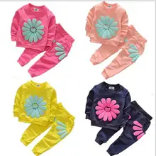 2016 new sunflower design girls clothes set casual sports baby kids clothing suit tshirts+pants 2 pieces set children clothing