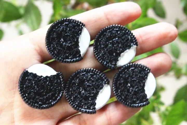 

30pcs/lot flat back resin cabochons accessories DIY resin biscuit resin foods