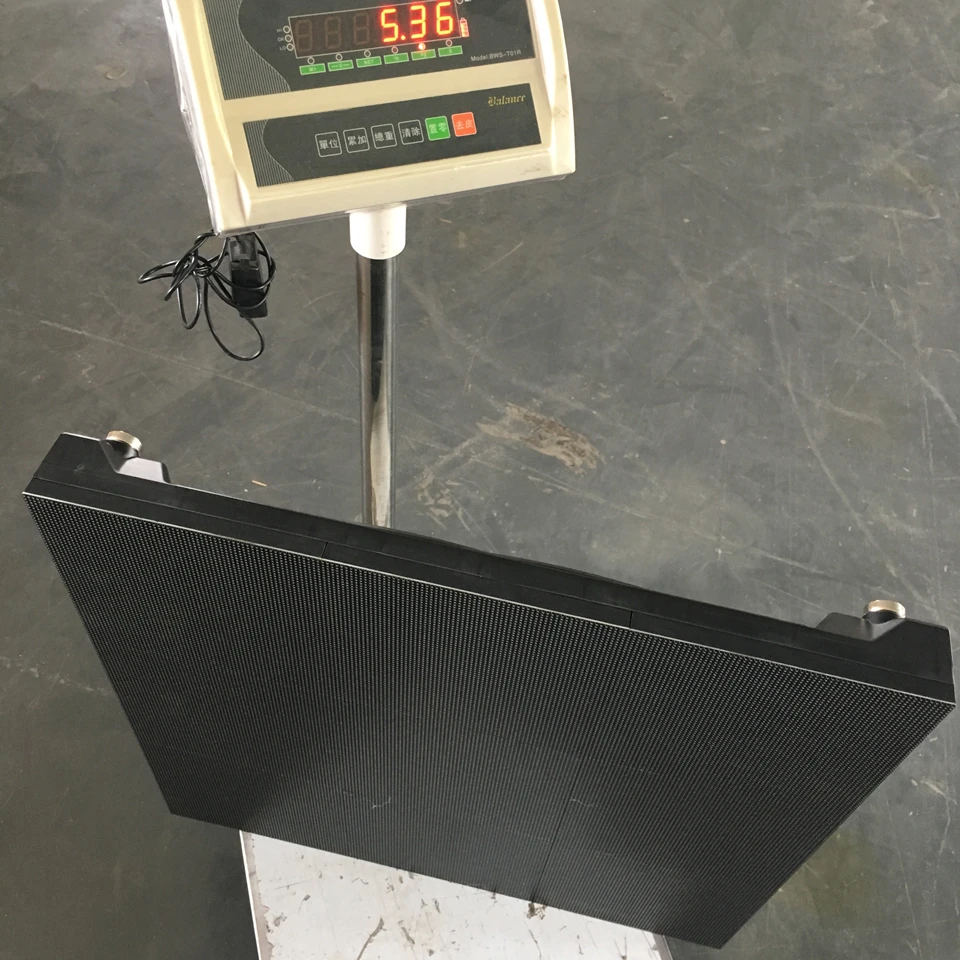 

The lightest P3 indoor 576*576mm cabinet screen use for rental business or fix installation, 5kg/pcs,32scan