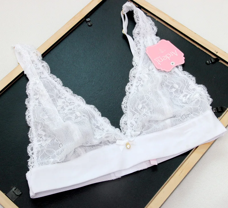 

Exquisite white sleeping underwear basic breathable comfortable underwear wireless bra