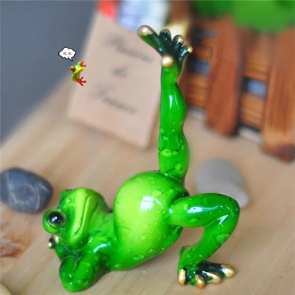 Funny Frog Family Yoga Styles Resin Toys Figures - Baby Frog Bridge Pose