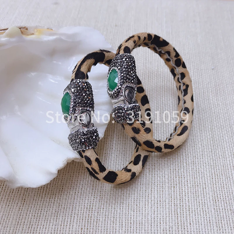 

Simple and fashionable ear ornaments: leopard print simple personality bracelet