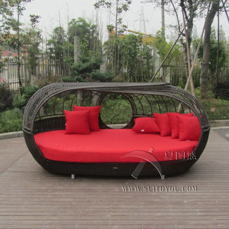 Luxury Outdoor rattan daybed with canopy Outdoor furniture sun lougner