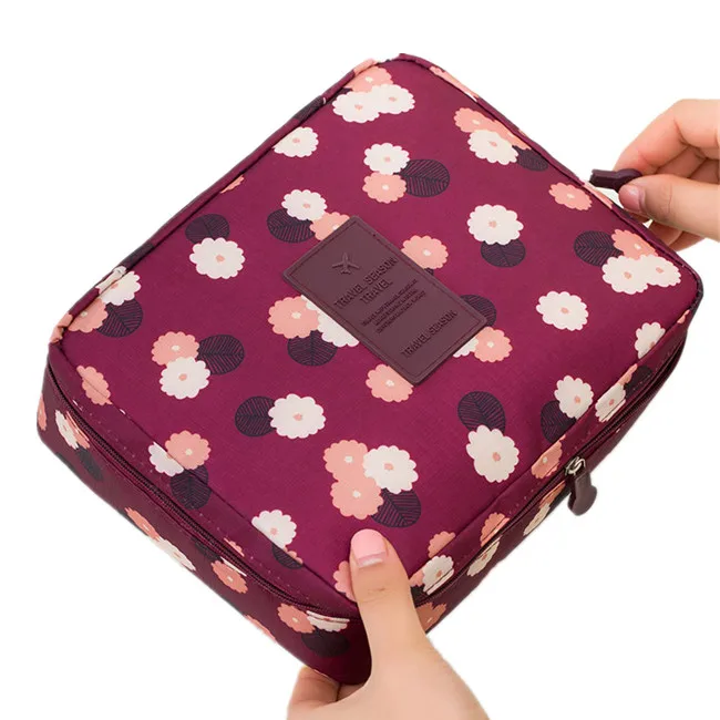 Не пропустите новые Для женщин набор кисточек для макияжа сумка Портативный Для мужчин Путешествия Органайзер мешок для стирки Водонепроницаемый косметическая сумка, предметы для макияжа сумка - Цвет: Flower  Wine red  B