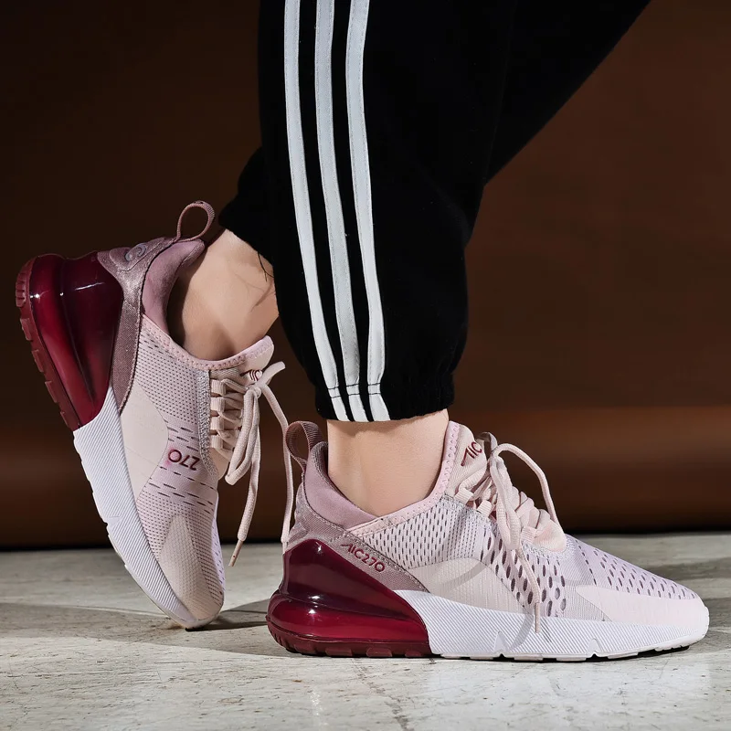 

TRAANO 2019 Hot Sale Women Sneakers Fashion Lightweight Mesh Flat Couple Shoes Unisex Spring Autumn Female Vulcanize Shoes C-109