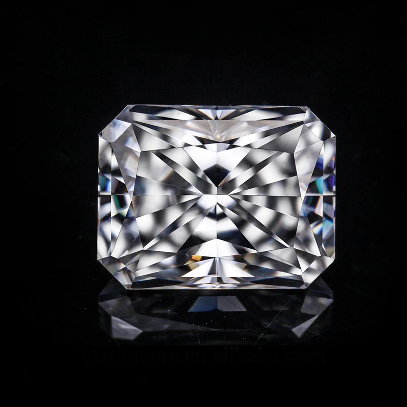 Radiant Moissanite