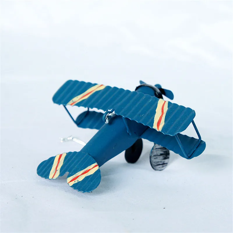 Винтажная металлическая модель самолета планер биплан аэромодело модель самолета домашнее свадебное украшение Diecasts транспортные средства детские игрушки - Цвет: Blue
